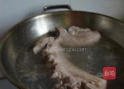 墨鱼焖五花肉的做法图解2