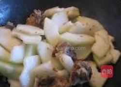 烤鸭焖老节瓜的做法图解4