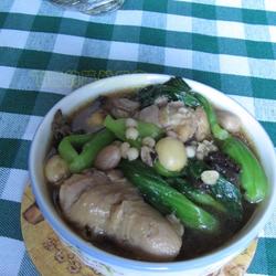 双仁莲子木耳炖鸡的做法[图]
