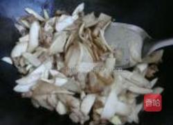 茭白炒鸡胸脯的做法图解6