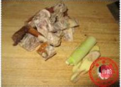 竹荪煲鸭汤的做法图解2