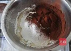 黑森林蛋糕的做法图解3