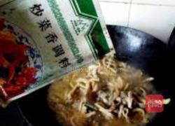 平菇烧肉的做法图解5