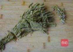 凉拌木兰芽的做法图解1
