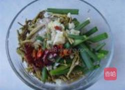 凉拌木兰芽的做法图解4