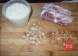 瑶柱虾米猪骨粥的做法图解1