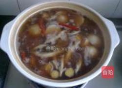 泥鳅芋子煲的做法图解4