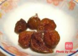 排骨菜干苹果汤的做法图解2