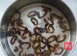 海参山药鸡汤的做法图解3