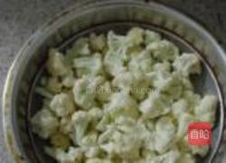 香辣菜花的做法图解1