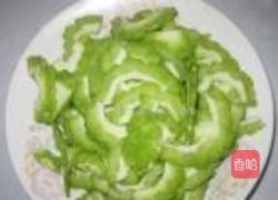 苦瓜豆鼓炒牛肉的做法图解1