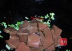 韭菜炒猪血的做法图解7