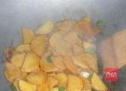 芹菜炒土豆片的做法图解4