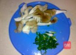 万年青炒肉皮的做法图解4