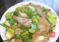 大蒜叶炒猪肝的做法图解9
