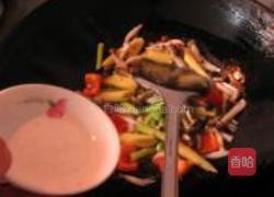 双笋素炒蟹味菇的做法图解8