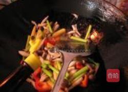 双笋素炒蟹味菇的做法图解9