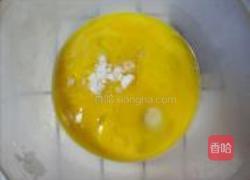 菊花蛋糕卷的做法图解2