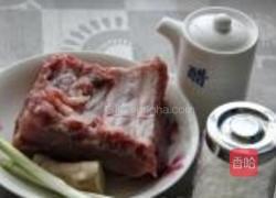 糖醋排骨的做法图解1