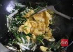 韭菜黄炒鸡蛋的做法图解15