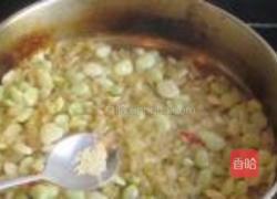 白卤瓜炒洋扁豆的做法图解7