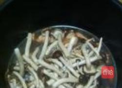 茶树菇炖肉的做法图解12