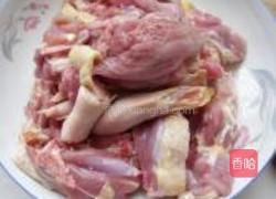 板栗烧鸭的做法图解2
