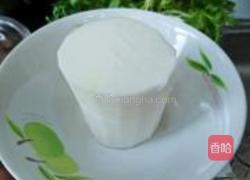 糖醋白萝卜丝的做法图解1