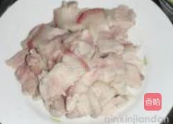 黄瓜炒五花肉的做法图解1