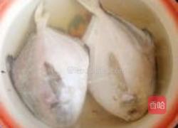 香煎鲳鱼的做法图解1