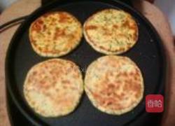胡萝卜苗粗粮饼的做法图解13