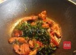 紫苏猪颈肉炒南瓜的做法图解3