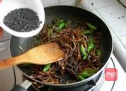 小银鱼炒辣椒的做法图解12