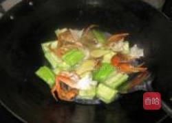 苦瓜焖蟹的做法图解5