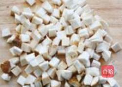 酱爆火腿鲍菇的做法图解1