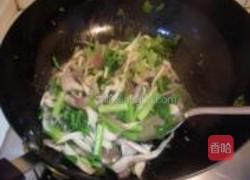 蘑菇小炒的做法图解5