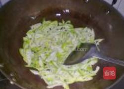 酸菜炒小笋的做法图解6