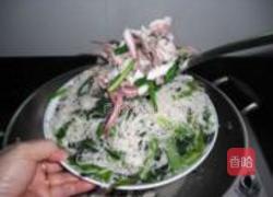鱿鱼芥兰炒米粉的做法图解28