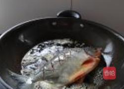 红烧鳊鱼的做法图解3