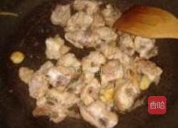 土豆焖排骨的做法图解4