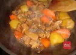 土豆焖排骨的做法图解8