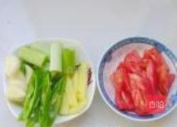 手撕包菜的做法图解2