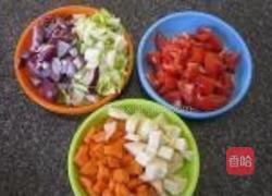 牛肉彩椒浓汤的做法图解2