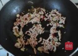 韭菜苔炒肉丝的做法图解5