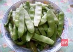 小土豆酱烧豆角的做法图解1