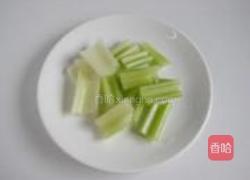 番石榴西芹汁的做法图解3