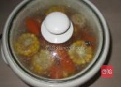 玉米胡萝卜猪骨汤的做法图解8