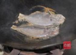 清煮海鲳鱼的做法图解3