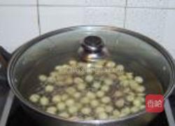 桂圆莲子蜜糯粥的做法图解5