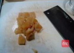 菠萝烤鸭厚匹萨的做法图解6